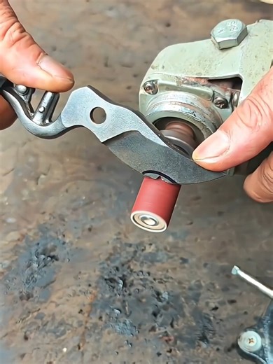 Tip To Sharpen Pruning Shears To Razor Sharpness In Just 2 Minutes !!! #fbreelsfypシ゚viralシ #reelsvideoシ #fbreelsfypシ゚ #fb #shorts #short #fbreelsfypシ゚viralfbreelsfypシ゚viral | Wendy Hicks