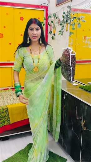 Shristyayush Singh on Instagram: "Beautiful velvet Saul lene k liye follow karke pp ya DM likhe #reels #gethypd #hypdsquad @meeshoapp"