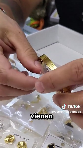 Accesorios de Joyería en Mercado San Juan de Dios