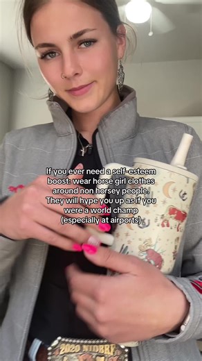 “So do you like rodeo” AHHHH ppl at the airports are the BEST hype around #westernfashion #boujiecowgirl