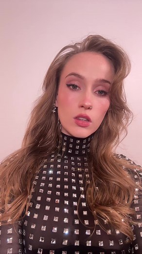 Scarlet Chase (@scarletchase_)’s videos with Brother Eww Mark Kross Edit - Jayden Collison