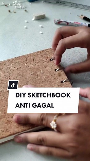 Cara Membuat Sketchbook Sendiri dengan Mudah
