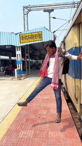 टीटी को दिया girft । #shorts #funny #comedy #entertainment #comedyshorts #jholteamcomedy