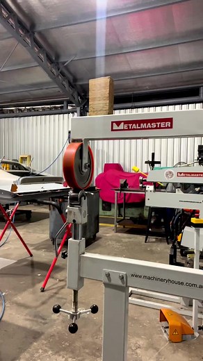 15K views · 86 reactions | Metal Miks using the Metalmaster English Wheel to form a RX4 lower door skin   www.instagram.com/metal.miks_ | Hare & Forbes Machineryhouse | Facebook