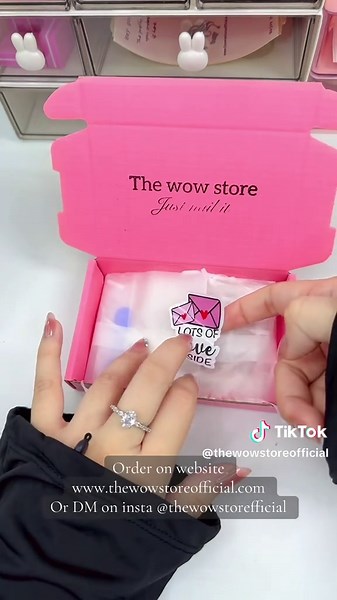 The wow store | press on nails on TikTok