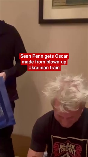 Sean Penn was given an “Oscar” constructed from pieces of a Ukrainian train destroyed by the Russians, after he skipped the ceremony to visit Kyiv. On Sunday (15 March), the 65-year-old was awarded Best Supporting Actor for his portrayal of Col. Steven J. Lockjaw in One Battle After Another. However, he was noticeably absent from the star-studded event, instead choosing to visit Ukraine and meet with Volodymyr Zelensky, with whom he has struck up a friendship. Click the link in bio for more 🔗