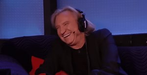 Joe Walsh Opens Up About His Relationship With Stevie Nicks