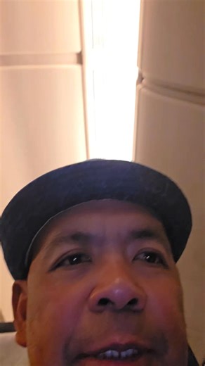 Kuwait Airways dinner on board. | Datu Lee Menak