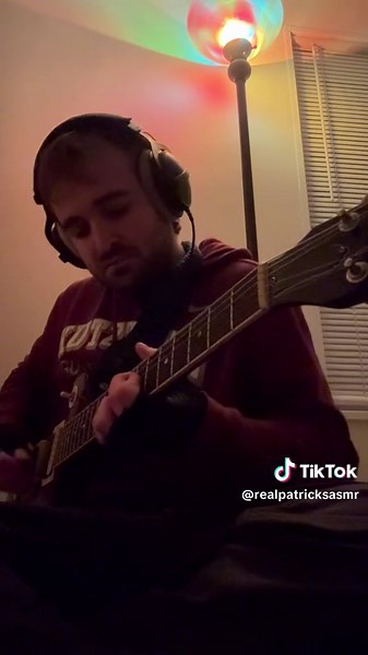 Lofi Relaxing Guitar Riff for ASMR Enthusiasts