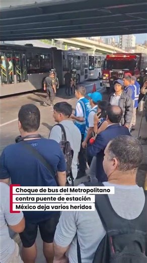 ¡Accidente en el Metropolitano! Un bus chocó esta mañana contra la base de puente en estación México