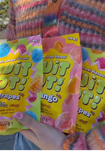 brb headed to the airport ✈️ any guesses which country we are going? (if u look closely there is a hint on the bag) ✨ @fruitriotuk