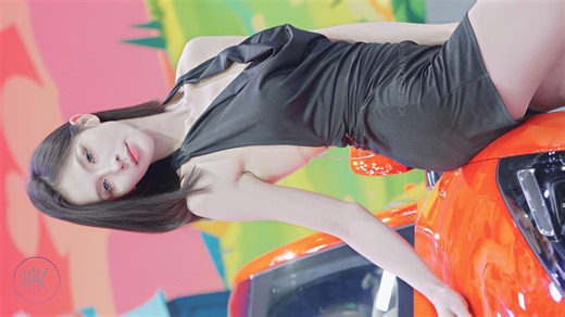 4K 2025上海国际车展 #依依酱 Sexy Chinese Model