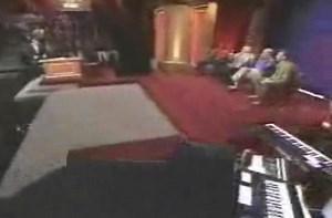 Robin Williams visits "Whose Line Is It Anyway.".