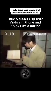 In this very famous clip we see a reporter find an iPhone in an old drawer. All normal you will say … Instead, translating the writing on the screen we discover that the clip dates back to some television program that aired in 1980. What makes the whole thing even uncanny, is the fact that the reporter repeats several times to the crew that he has found a “strange mirror”. How do you explain all this? ⬇️⬇️⬇️ | UFO, Aliens & Ancient Secrets