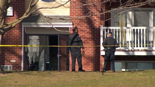 Lowell police, DA investigate deadly shooting at apartment complex