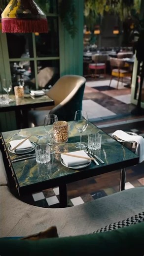 Daylight or nightfall, the garden reveals its charm in every moment. A setting where every detail invites you to stay a little longer.⁠ ⁠ Reserve your table via the link in bio | Secret Garden