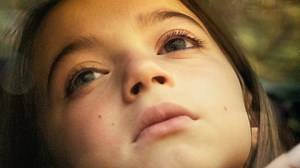 20.000 specie di api, il trailer e il poster ufficiali del film