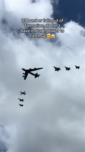 who pissed off the bone😭 #b1bomber #b1blancer #military #airforce | b1a lancer