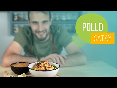 Pollo satay con salsa de cacahuete, una receta típica de Java