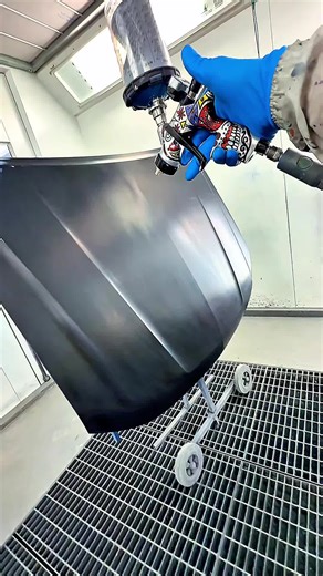 Expert Car Painting Techniques for Truck Hoods