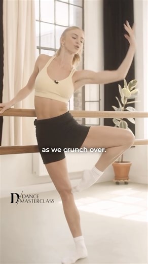 Barre Workouts for Dancers - Strength training and flexibility exercises for all level Watch more on www.dance-masterclass.com 🩰 About these Workouts In this series of short, easy to follow workouts, you will learn exercises designed specifically for dancers to target the muscles you use on a daily basis. From a full-body warm-up, to workouts for the lower body, upper body and core, you will build strength to grow your skills and support your overall health and fitness. Louisa utilizes basic eq