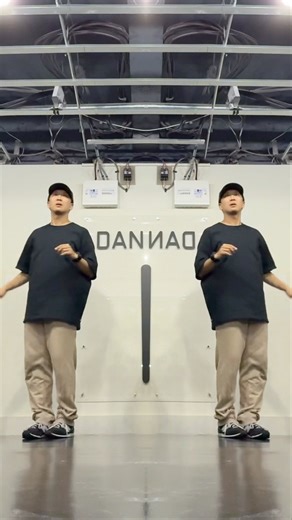 【ハウスダンスチャレンジ】 #HOUSEDANCE #ハウスダンス #shorts #ストレス解消 #踊ってみた #高井戸 #dancevideo #reels #ダンス