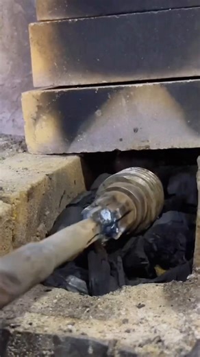 For Me, Metal Is Like Plasticine! Made A Very Sharp Hunting Knife. Part 1 #knifemaking #damascussteel #featherknife #forging #blacksmith