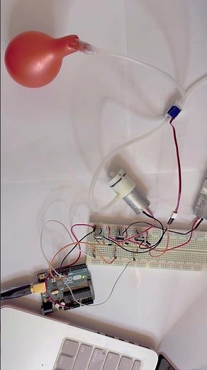 Inflating/deflating mechanism for balloon using Arduino
