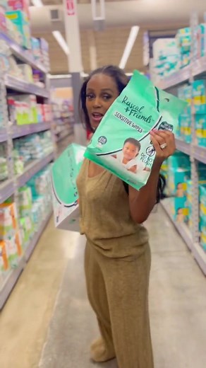 With over 15,000 5 star reviews, it’s time to try Rascal Friends 🏆 Shop our limited edition @CoComelon prints, only at Walmart 🛒 #rascalandfriends @VanessaMdee