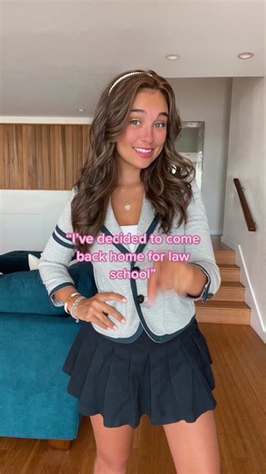 Three years too long without my mama! So nice to be back with my best friend! She had a countdown for every time I was at Notre Dame, counting down the days till I would come home! 🤗🌺✨ #notredame #college #threeyears #lawschool #home #hawaii #oahu #thankful #bestfriend #lyricandtammy #motherdaughterduo #grateful #fyp