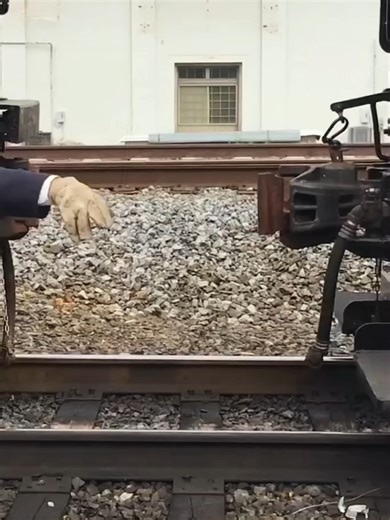 Mastering Steam Locomotive Coupling Techniques