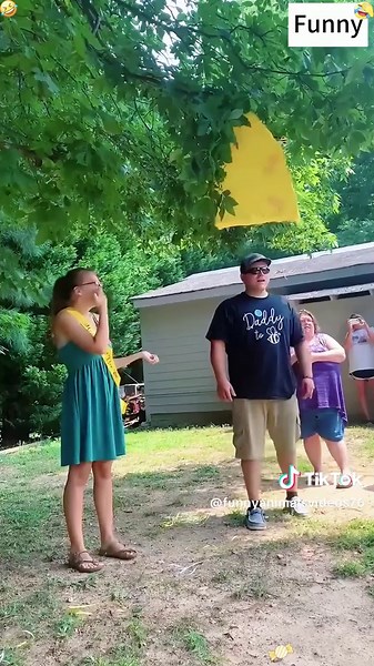 The funniest piñata fails😂😂😂#tiktok #funny #funnyvideos #fyp #pinata
