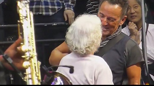 Eat your heart out Courteney Cox. There's a new woman Dancing in the Dark with Bruce Springsteen. This 91-year-old superfan has been to more than 100 Springsteen concerts! | FOX 5 NY