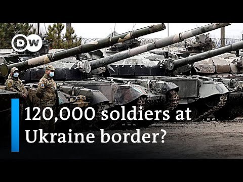 Russian troops build up near Ukraine border | DW News