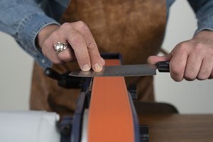 Knife Aid Sharpens Your Knives For You (and You Don’t Have to Leave Home)