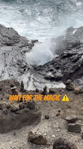 Wait for It… Hawaii’s Blowhole Goes INSANE! 🌊😱