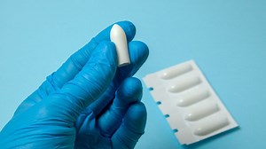 Les suppositoires : indications, médicaments sous cette forme, pour qui ?