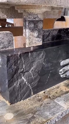 𝐒𝐇𝐀𝐘𝐀𝐍 𝐒𝐓𝐎𝐍𝐄 on Instagram: "Split Face Finish Where raw stone meets architectural character. Perfect for facades and statement walls"