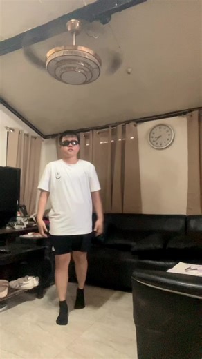 Chriz Magparo (@chris.magparo)’s videos with オリジナル楽曲 - ヨージンゴ⛵️