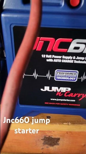 JNC660 jump starter charging