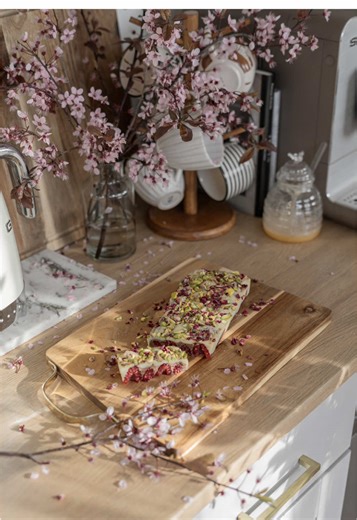 Chocolate Raspberry Delight: Easy Spring Recipe