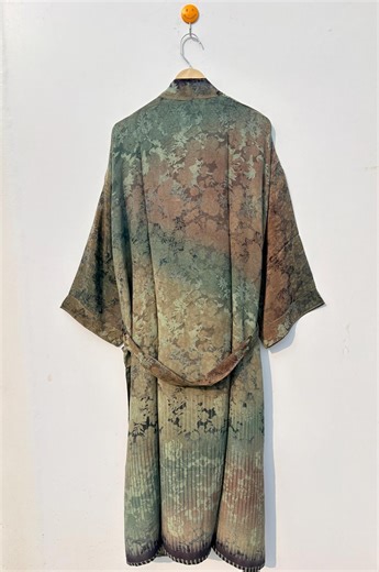 Lightweight Crepe Silk Kimono | Elegant Boho Cover-up | Japanese Silk Robe for Women - Etsy