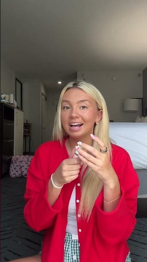 IPSY UNBOXING HAUL & TRYING VIRAL PRODUCTS?! #haul