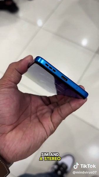 Moto G04 Hands-On & Quick Review