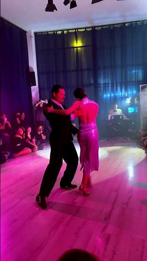 Amazing Tango Footwork: Steps & Styling