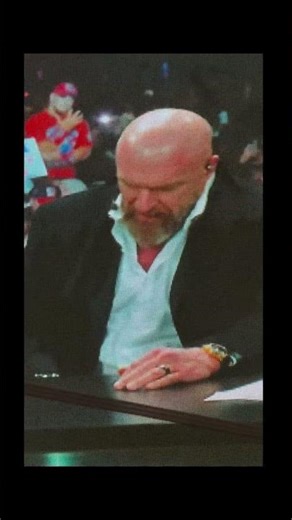 Angry Crowd chants FCK U HUNTER