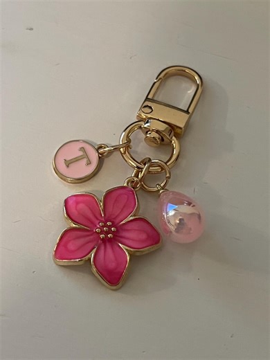 Custom Keychain | Pink Flower Clip | Bag Charm | Floral Purse Accessory - Etsy