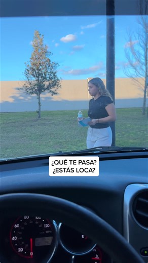 ¡No pierdas las fotos de tu teléfono! Imprímelas de manera gratuita. Obtén 10 fotos de tamaño 4x6 gratis y envío gratuito en tu primer pedido. | FreePrints App