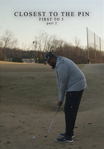 Chipping Game with Friends: Golf Fun and Skills