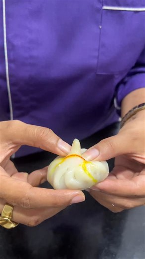27K views · 29 reactions | “Missed our Modak class? 樂 Don’t worry! Get the recordings and learn to make delicious Modaks with varieties Call 9370206682 to get access! ‍ #ModakRecipe #ModakClass #Recordings” | Shruti Jain | Facebook